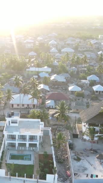 Tanzania - Domy na wyspie Zanzibar, zwolnione tempo — Wideo stockowe