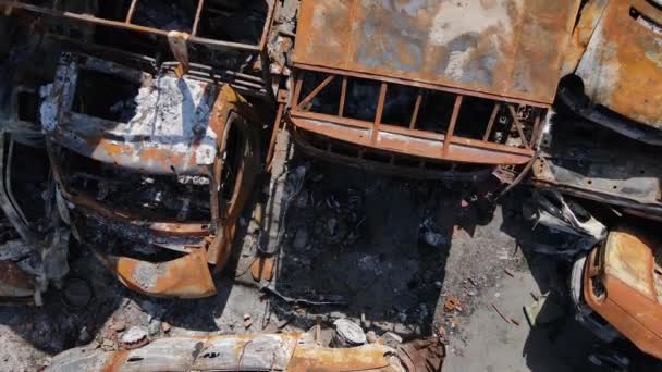 Carros Destruídos Disparados Cidade Irpin Ucrânia Consequências Guerra — Vídeo de Stock