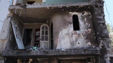 Ukrayna, Borodyanka - yıkılmış konut binası