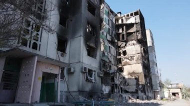 Ukrayna, Borodyanka - yıkılmış konut binası