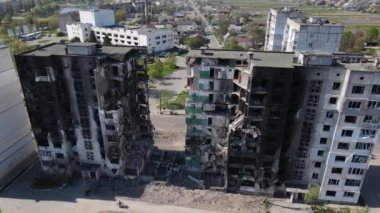 Ukrayna, Borodyanka - yıkılmış konut binası