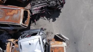 Ukrayna 'daki savaş: Kyiv yakınlarındaki Irpen şehrinde bir çöp yığını..