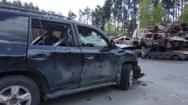 Ukrayna 'daki savaş: Kyiv yakınlarındaki Irpen şehrinde bir çöp yığını..