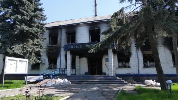 War Ukraine Burned Police Station Borodyanka — Stock Video