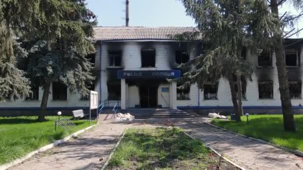 Perang Ukraina Membakar Kantor Polisi Borodyanka — Stok Video