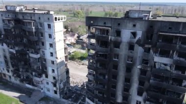 Savaşın sonuçları - Ukrayna, Borodyanka 'da yıkık dökük konut binası