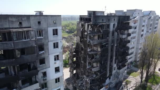 Konsekwencje Wojny Zrujnowany Budynek Mieszkalny Borodyance Ukraina — Wideo stockowe