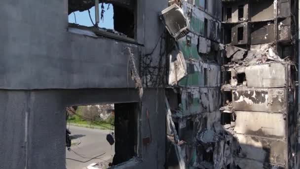 Consecuencias Guerra Edificio Residencial Ruinas Borodyanka Ucrania — Vídeos de Stock