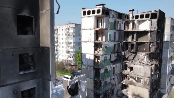 戦争の結果 ウクライナのボロディアンカにある廃墟住宅 — ストック動画