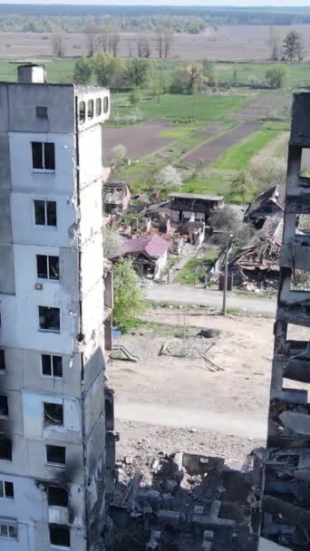Ukrayna Nın Kyiv Bölgesindeki Borodyanka Daki Harabe Konut Binası — Stok video