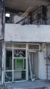 Ukrayna 'nın Kyiv bölgesindeki Borodyanka' daki harabe konut binası