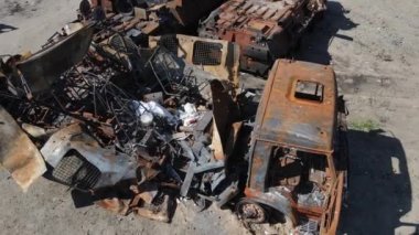 Ukrayna 'daki savaş - Bucha' daki askeri donanım yok edildi