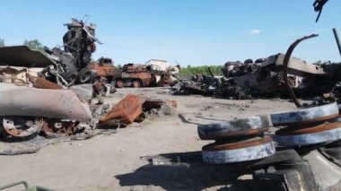 Ukrayna 'daki savaş - Bucha' daki askeri donanım yok edildi