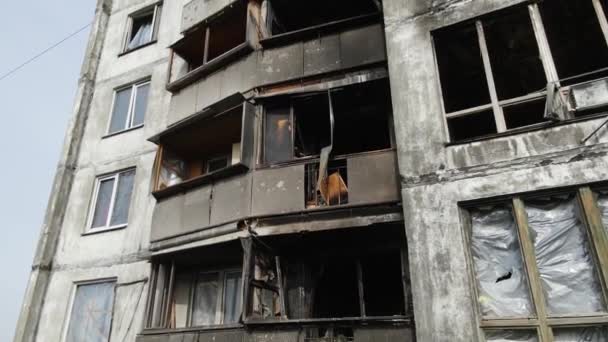 Guerra Ucrania Casa Quemada Destruida Kiev — Vídeo de stock