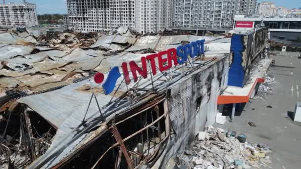 Edifício Devastado Pela Guerra Centro Comercial Bucha Ucrânia — Vídeo de Stock