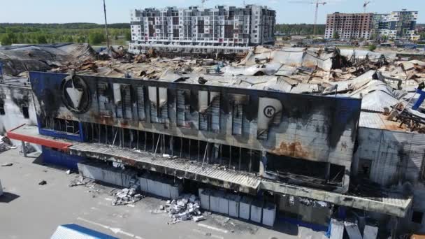 Edificio Desgarrado Por Guerra Centro Comercial Bucha Ucrania — Vídeo de stock