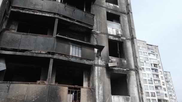 Krig Ukraina Bränt Och Förstört Hus Kiev — Stockvideo