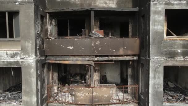 War Ukraine Burnt Destroyed House Kyiv — Stock Video