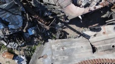 Ukrayna 'daki savaş - Bucha' daki askeri donanım yok edildi