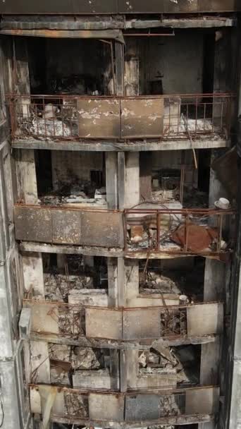 Vertical Video Burnt Destroyed House Kyiv Ukraine — Stock Video