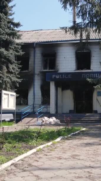 Vertical Video Destroyed Police Station Borodyanka Ukraine — Stock Video