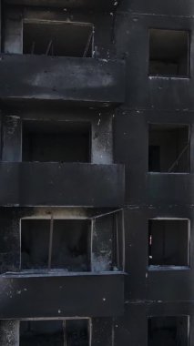 Borodyanka, Ukrayna 'da yıkılmış bir binanın dikey videosu