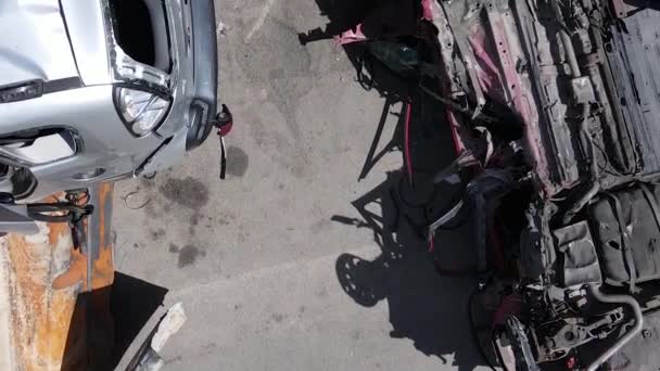 Vertikales Video Zerstörter Und Erschossener Autos Der Stadt Irpin Ukraine — Stockvideo