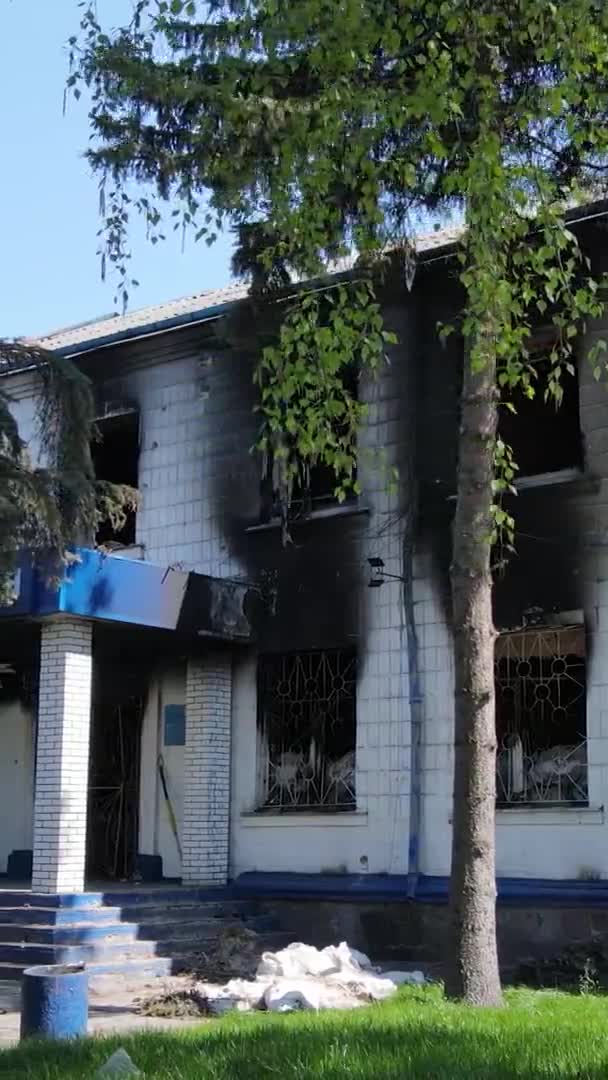 Vertical Video Destroyed Police Station Borodyanka Ukraine — Stock Video