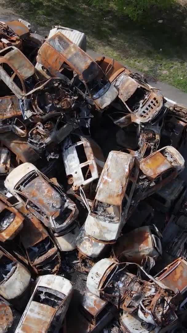 Vertical Video Destroyed Cars City Irpin Ukraine — Stock Video