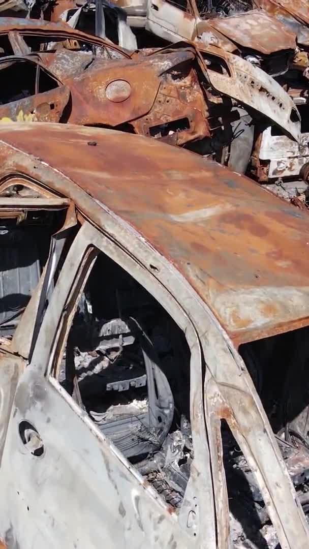 Vídeo Vertical Coches Destruidos Ciudad Irpin Ucrania — Vídeos de Stock