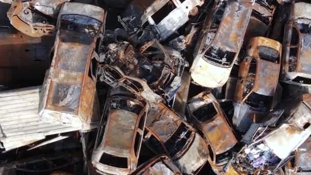 Vídeo Vertical Carros Destruídos Cidade Irpin Ucrânia — Vídeo de Stock