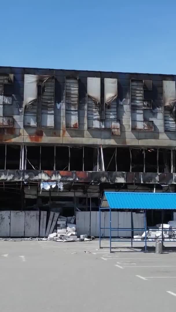 Vertical Video Destroyed Building Shopping Center Bucha Ukraine — Stock Video