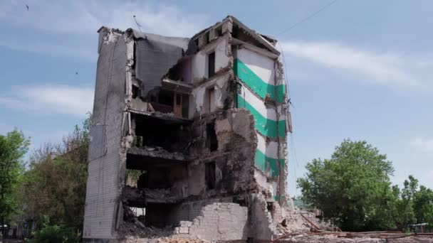 Este Vídeo Mostra Consequências Guerra Ucrânia Edifício Residencial Destruído Borodyanka — Vídeo de Stock