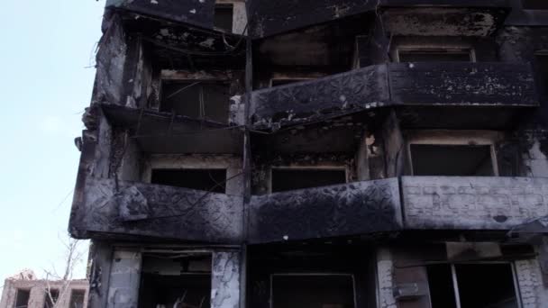 Este Vídeo Mostra Consequências Guerra Ucrânia Edifício Residencial Destruído Borodyanka — Vídeo de Stock