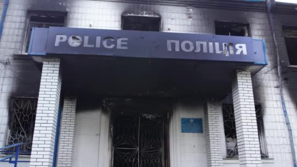 Stock Video Shows Aftermath War Ukraine Destroyed Burned Building Police — Stock Video