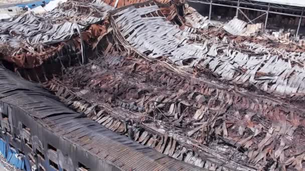 Dieses Archivbild Zeigt Eine Luftaufnahme Einer Zerstörten Lagerhalle Bucha Ukraine — Stockvideo