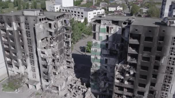 Este Vídeo Mostra Consequências Guerra Ucrânia Edifício Residencial Destruído Borodyanka — Vídeo de Stock