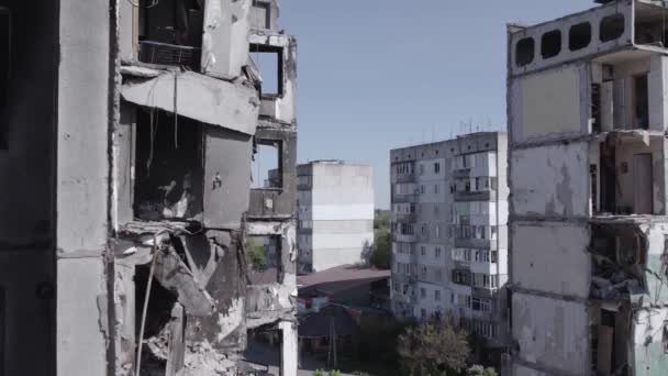 Ten Film Przedstawia Skutki Wojny Ukrainie Zniszczony Budynek Mieszkalny Borodyance — Wideo stockowe
