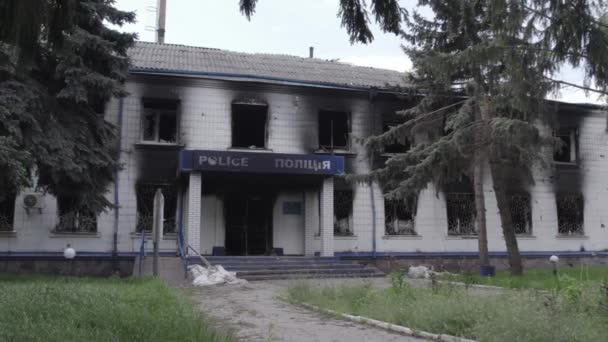 Este Vídeo Mostra Consequências Guerra Ucrânia Edifício Destruído Queimado Delegacia — Vídeo de Stock