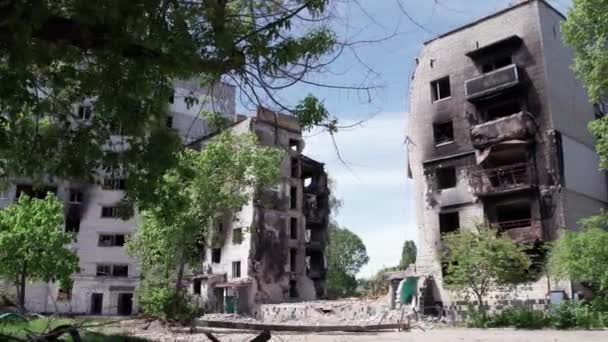 Este Vídeo Mostra Edifício Residencial Destruído Durante Guerra Ucrânia Borodyanka — Vídeo de Stock