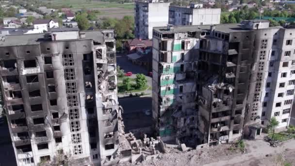 Este Vídeo Mostra Edifício Residencial Destruído Durante Guerra Ucrânia Borodyanka — Vídeo de Stock