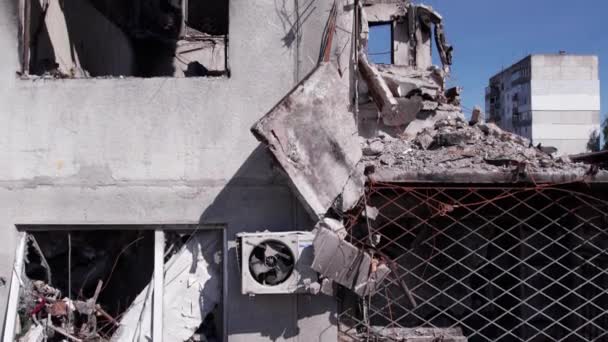 Denna Video Visar Förstörd Bostadshus Kriget Ukraina Borodyanka Bucha Distriktet — Stockvideo