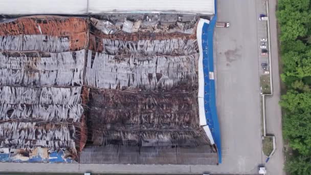 Gambar Ini Menunjukkan Pemandangan Udara Dari Gudang Yang Hancur Bucha — Stok Video