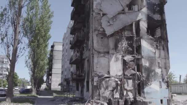 Este Vídeo Mostra Guerra Ucrânia Edifício Residencial Destruído Borodyanka Distrito — Vídeo de Stock