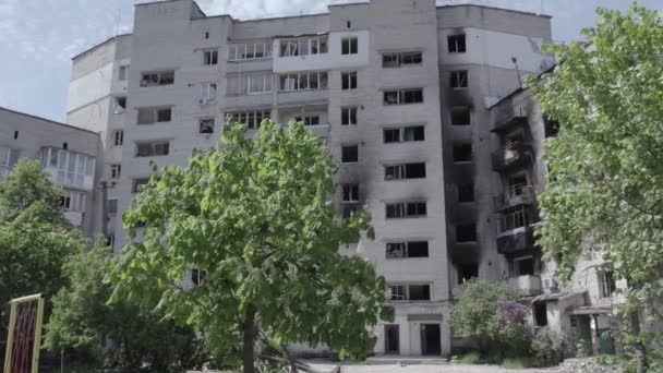 Questo Video Mostra Guerra Ucraina Edificio Residenziale Distrutto Nel Distretto — Video Stock