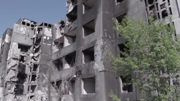 Questo Video Mostra Guerra Ucraina Edificio Residenziale Distrutto Nel Distretto — Video Stock