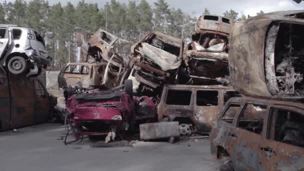 Este Vídeo Mostra Uma Descarga Tiro Carros Queimados Irpin Distrito — Vídeo de Stock