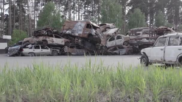 Acest Videoclip Stoc Arată Groapă Mașini Împușcate Arse Irpin Districtul — Videoclip de stoc