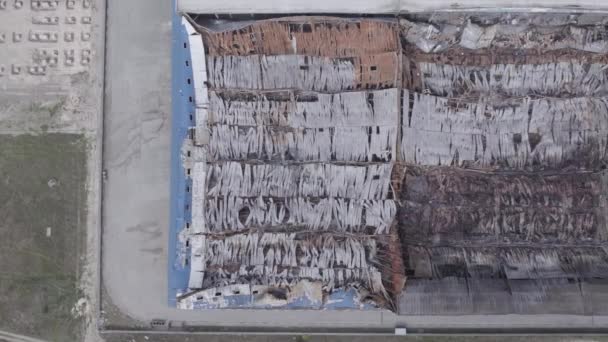Gambar Stok Ini Menunjukkan Pemandangan Udara Dari Gudang Yang Hancur — Stok Video