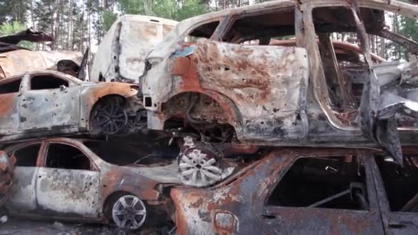 Acest Videoclip Arată Groapă Mașini Împușcate Arse Irpin Districtul Bucha — Videoclip de stoc